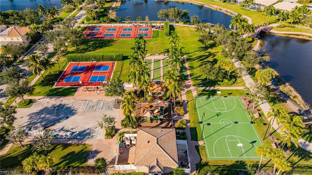 8516 Benelli CT, NAPLES FL 34114-45