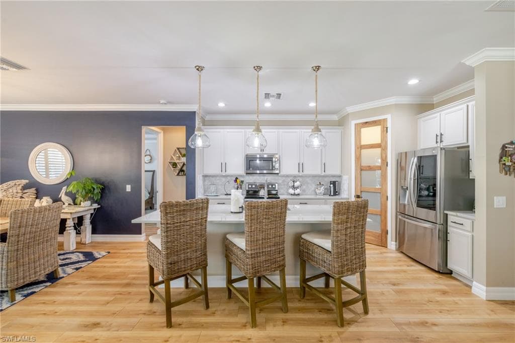 8516 Benelli CT, NAPLES FL 34114-8