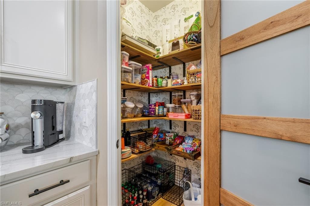 8516 Benelli CT, NAPLES FL 34114-10