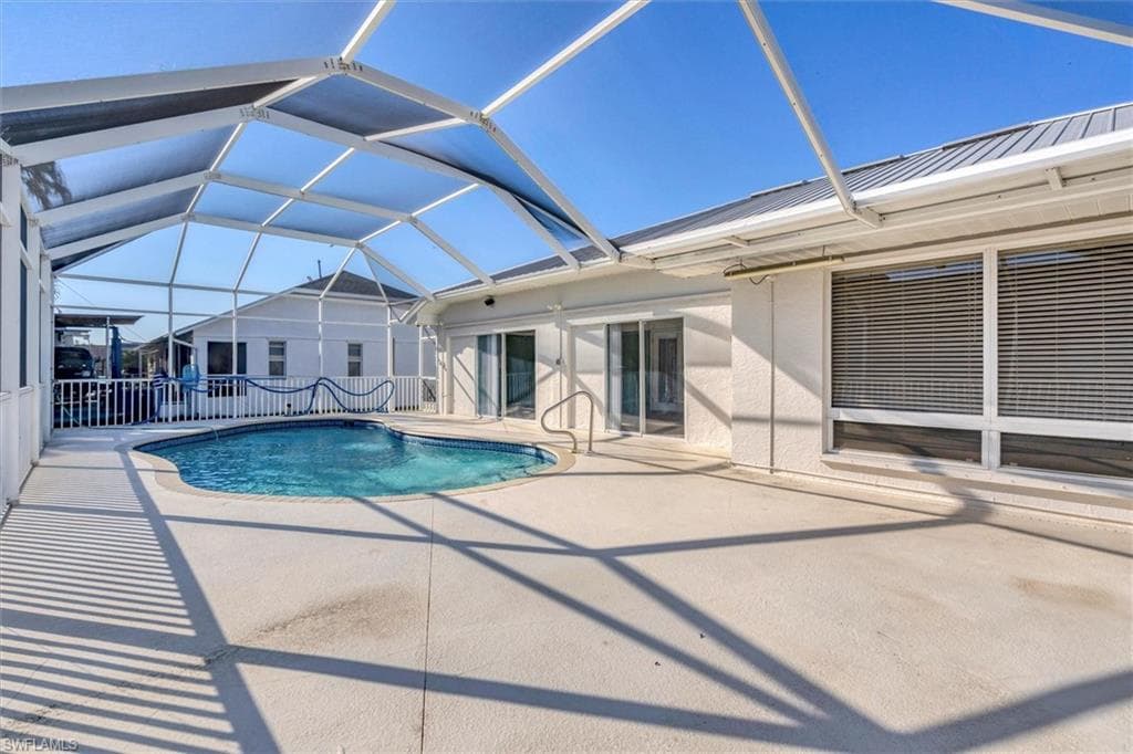 17585 Blackfriar DR, FORT MYERS FL 33908-26