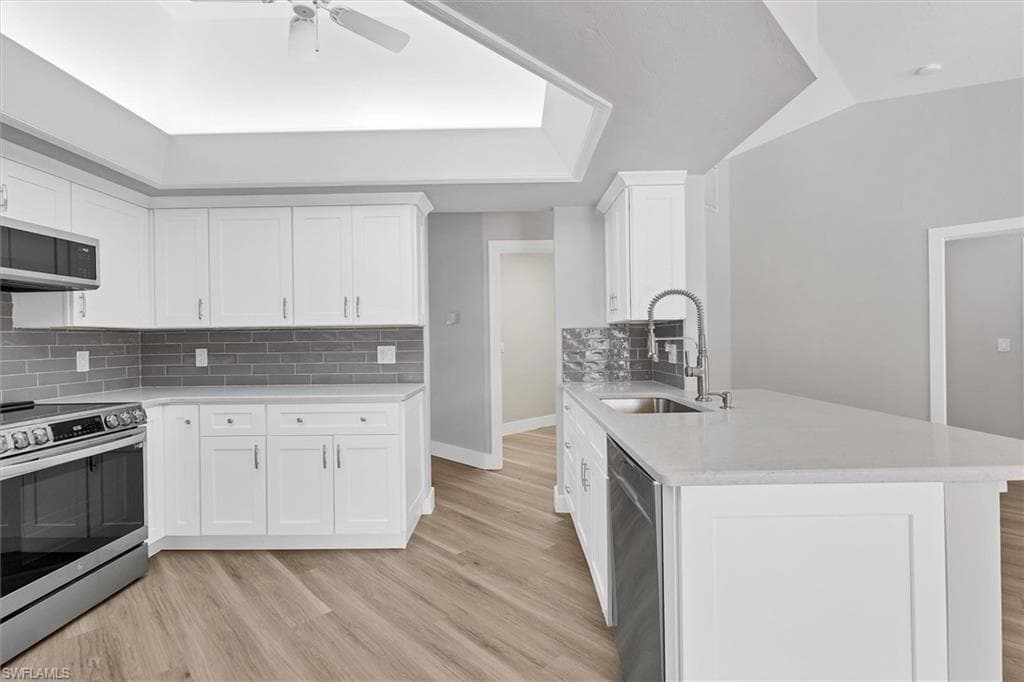 17585 Blackfriar DR, FORT MYERS FL 33908-7