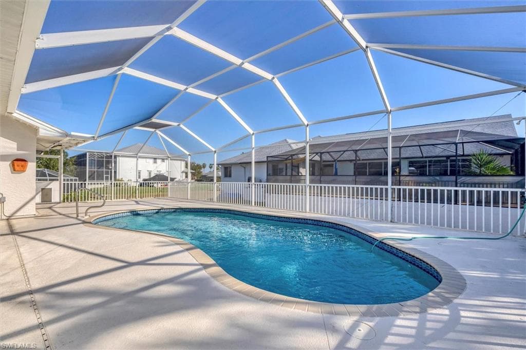 17585 Blackfriar DR, FORT MYERS FL 33908-24