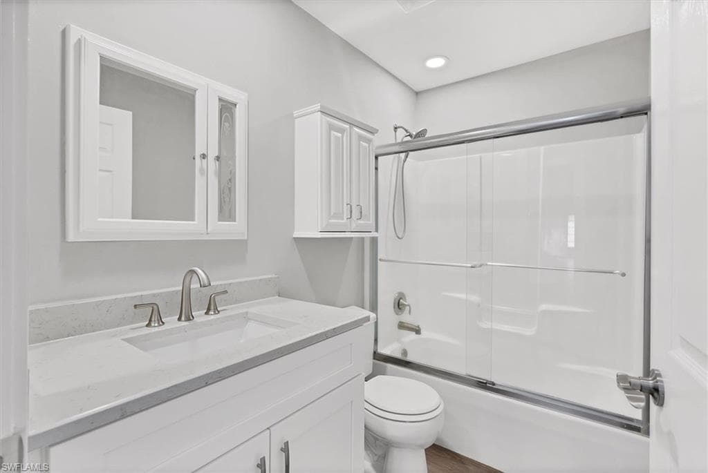 17585 Blackfriar DR, FORT MYERS FL 33908-20