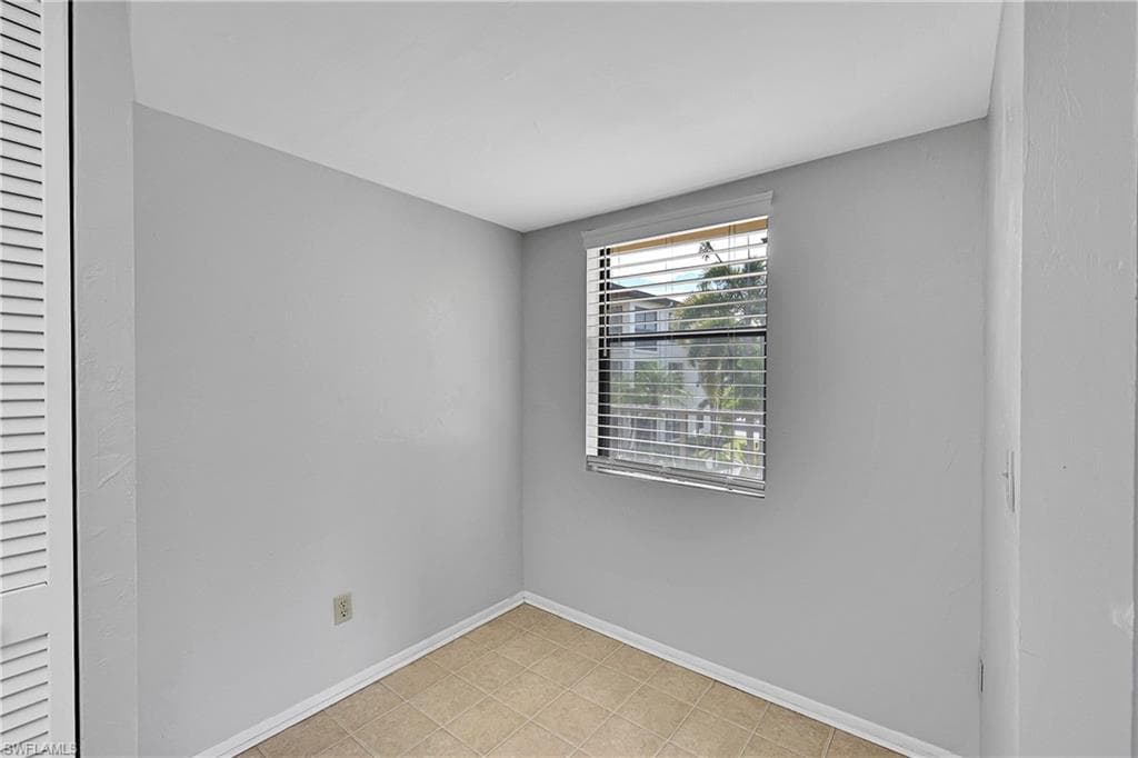 8474 Charter Club CIR # 13, FORT MYERS FL 33919-14