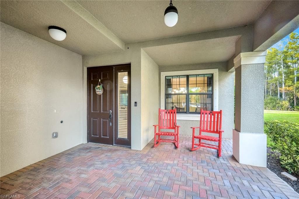 11732 Meadowrun CIR, FORT MYERS FL 33913-2