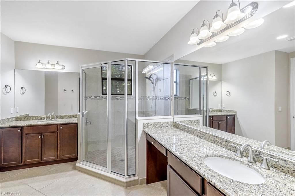 11732 Meadowrun CIR, FORT MYERS FL 33913-14