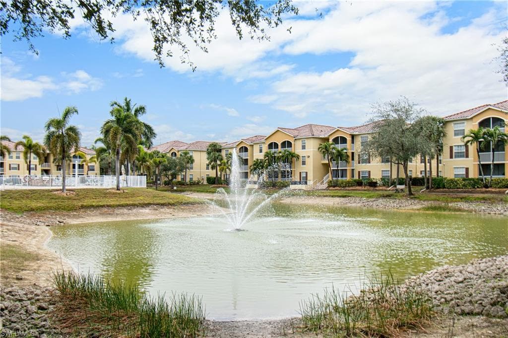4121 Residence DR # 303, FORT MYERS FL 33901-17