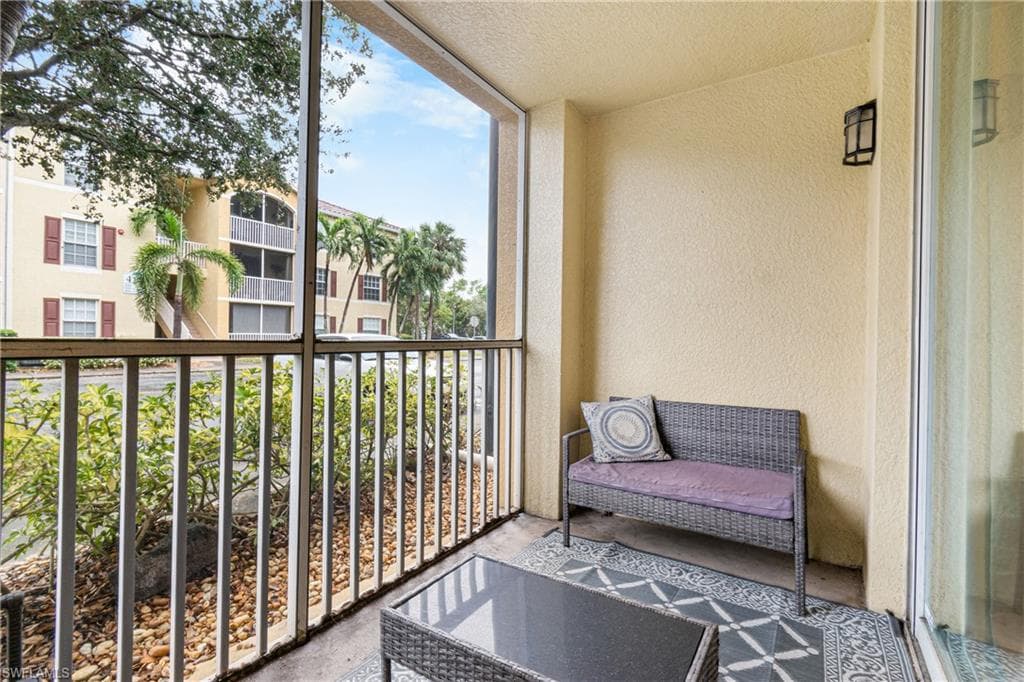 4121 Residence DR # 303, FORT MYERS FL 33901-14