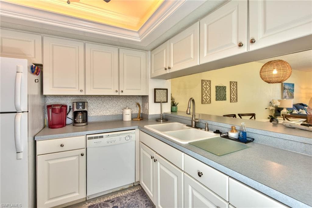 7500 Estero BLVD # 202, FORT MYERS BEACH FL 33931-11