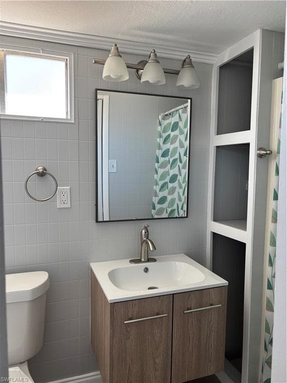 174 Overland TRL, NORTH FORT MYERS FL 33917-11