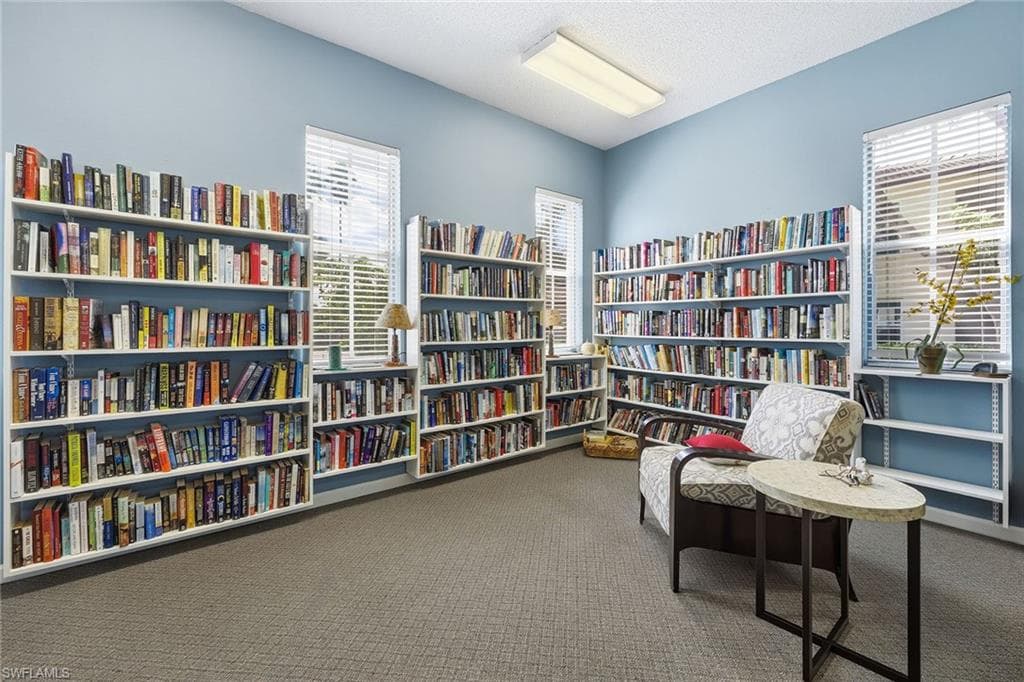 900 Diamond CIR # 905, NAPLES FL 34110-47