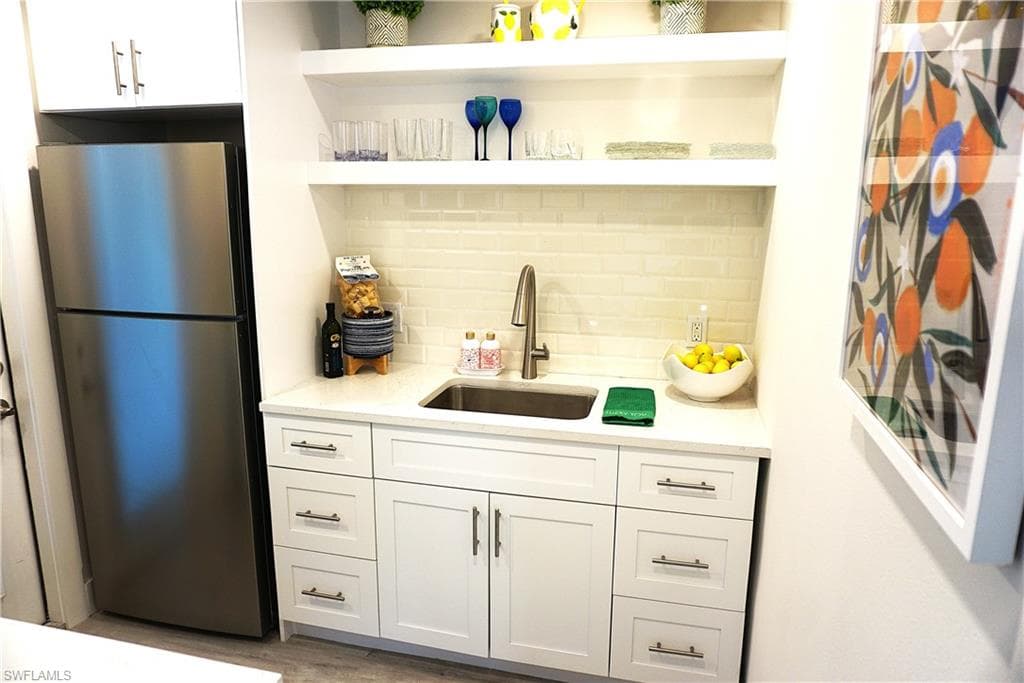 663 S 12th AVE # 663, NAPLES FL 34102-7