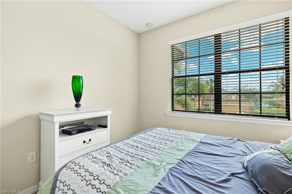 3742 Pino Vista WAY # 4, ESTERO FL 33928-21