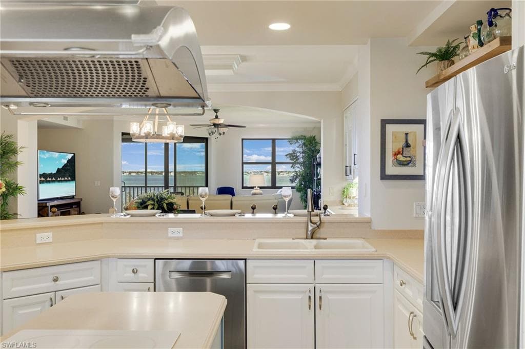 11620 Court Of Palms 303-6