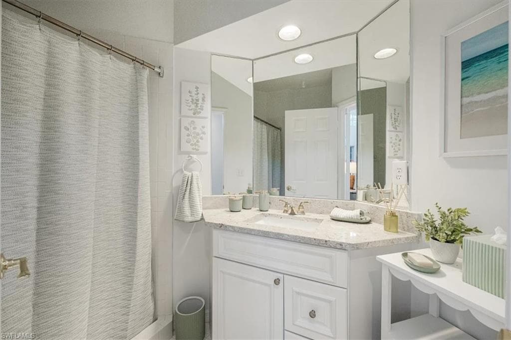 3722 Rachel LN, NAPLES FL 34103-25