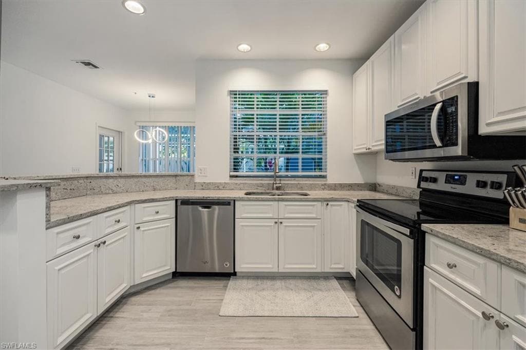 3722 Rachel LN, NAPLES FL 34103-9