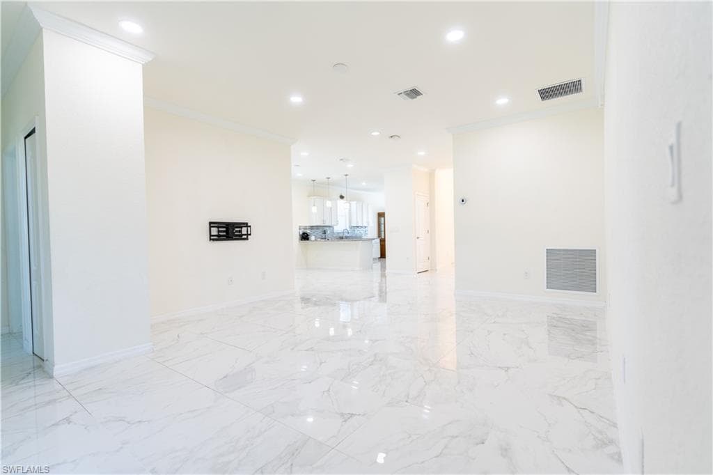 3669 Crimson LN, FORT MYERS FL 33916-16