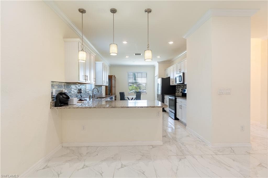 3669 Crimson LN, FORT MYERS FL 33916-6