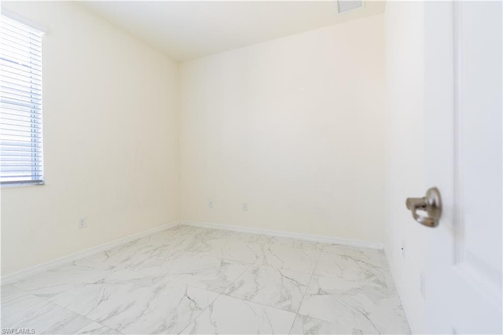 3669 Crimson LN, FORT MYERS FL 33916-20