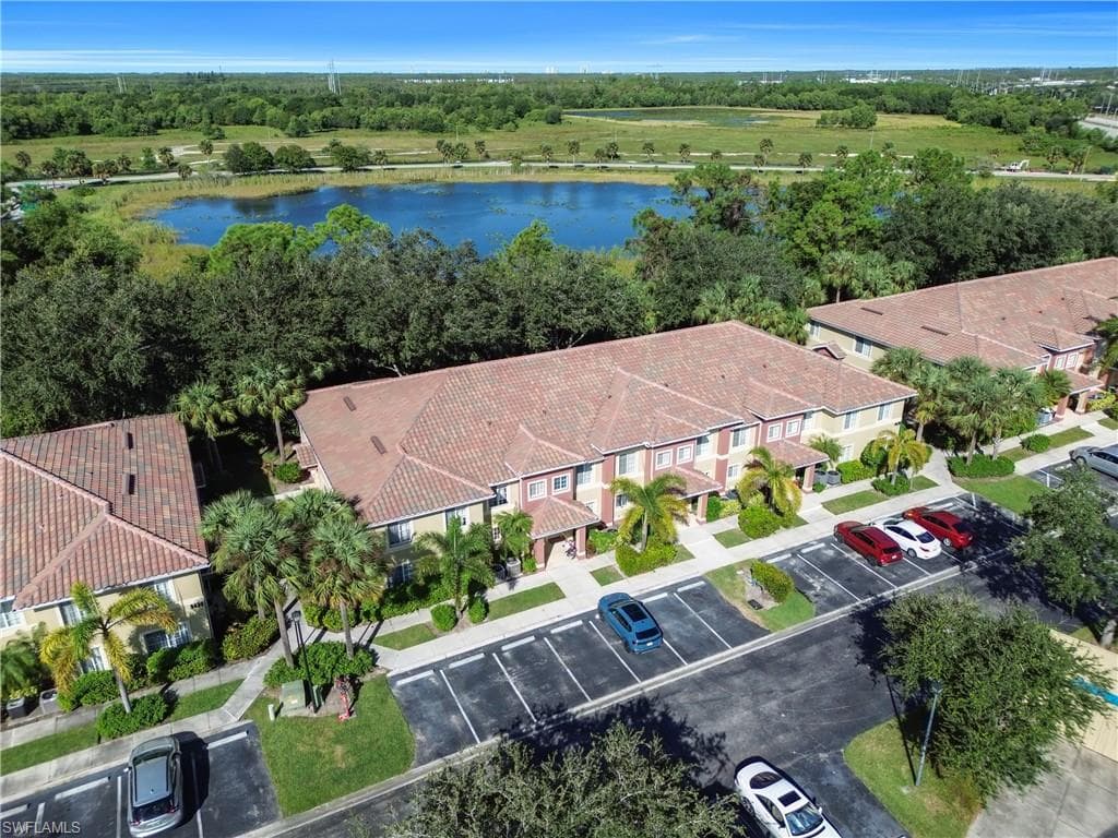9420 Ivy Brook RUN # 301, FORT MYERS FL 33913-25