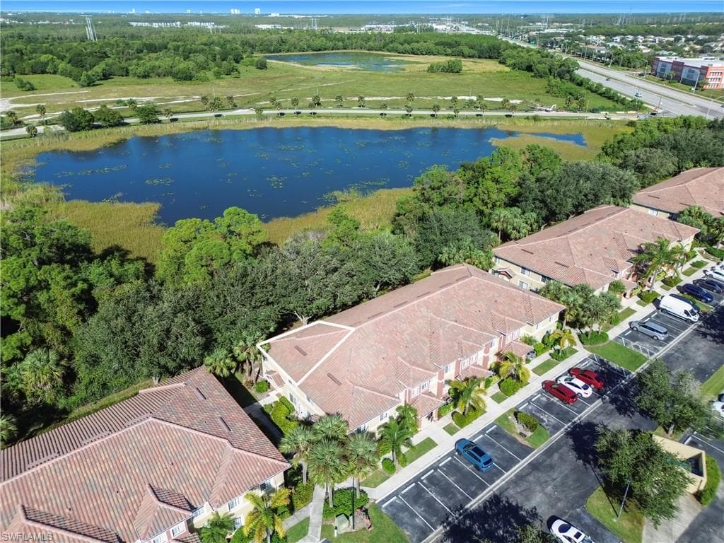9420 Ivy Brook RUN # 301, FORT MYERS FL 33913-27