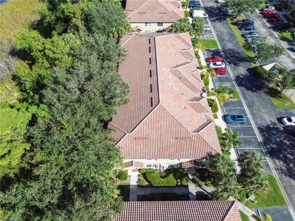 9420 Ivy Brook RUN # 301, FORT MYERS FL 33913-28