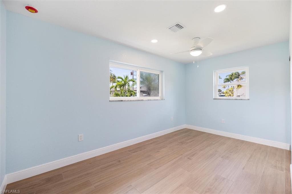 810 Harvard ST, ENGLEWOOD FL 34223-22