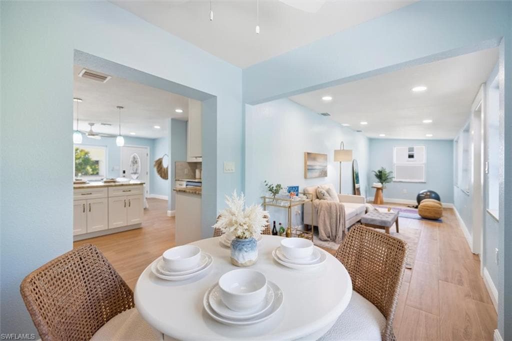 810 Harvard ST, ENGLEWOOD FL 34223-4