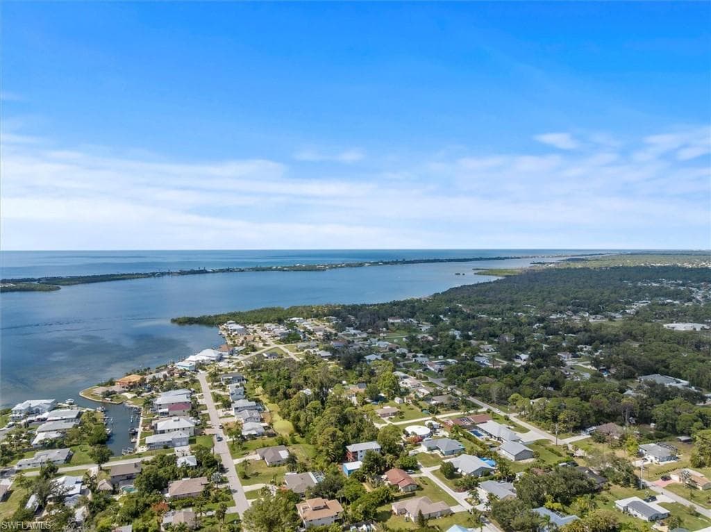 810 Harvard ST, ENGLEWOOD FL 34223-37