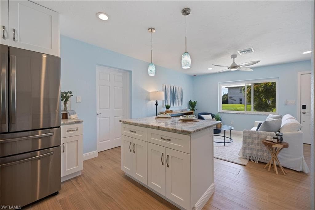 810 Harvard ST, ENGLEWOOD FL 34223-14