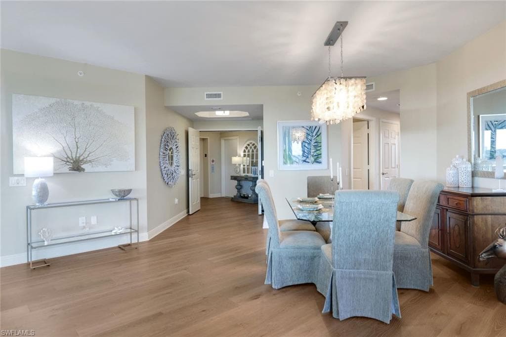 455 Cove Tower DR # 801, NAPLES FL 34110-5