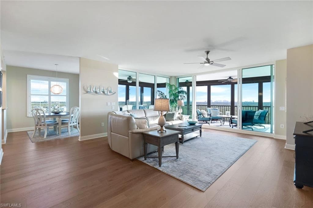 455 Cove Tower DR # 801, NAPLES FL 34110-9