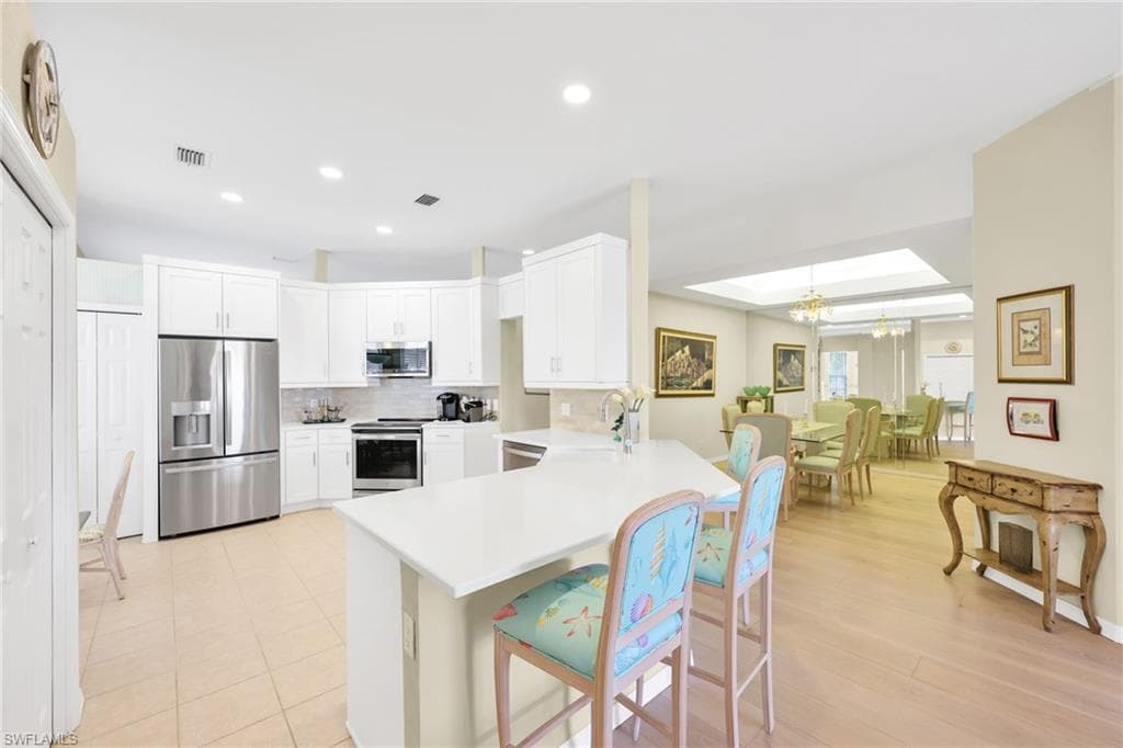 1905 Seville BLVD # 322, NAPLES FL 34109-33