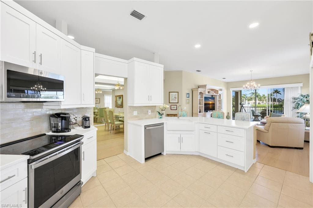1905 Seville BLVD # 322, NAPLES FL 34109-32