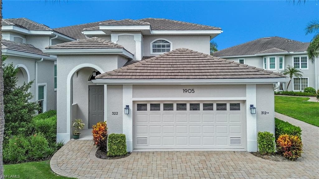 1905 Seville BLVD # 322, NAPLES FL 34109-14