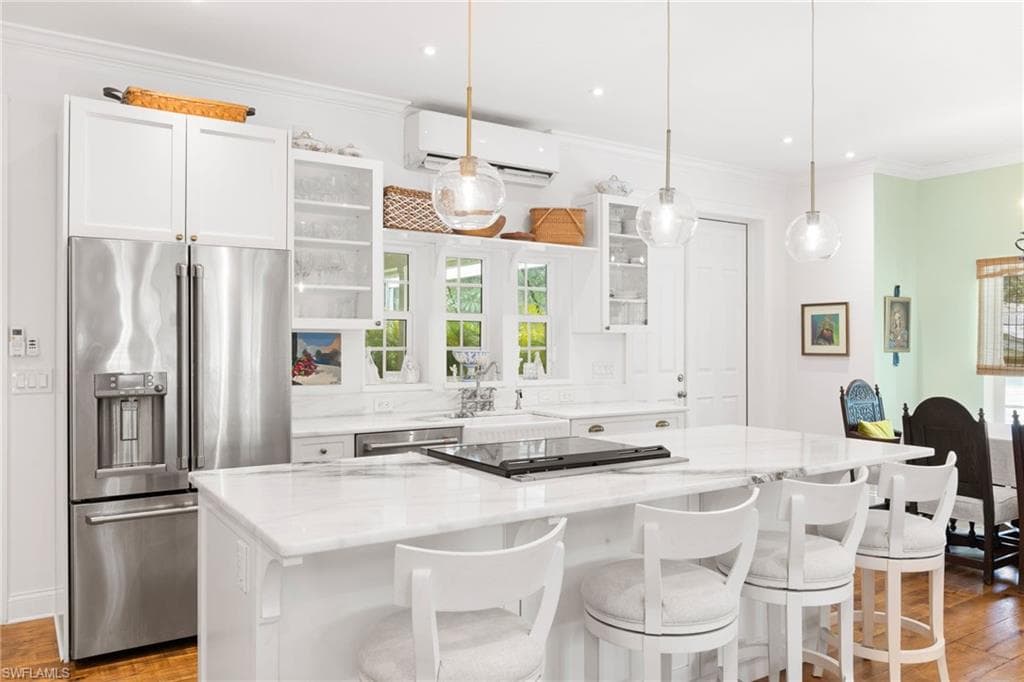 2348 Florida AVE, NAPLES FL 34112-5