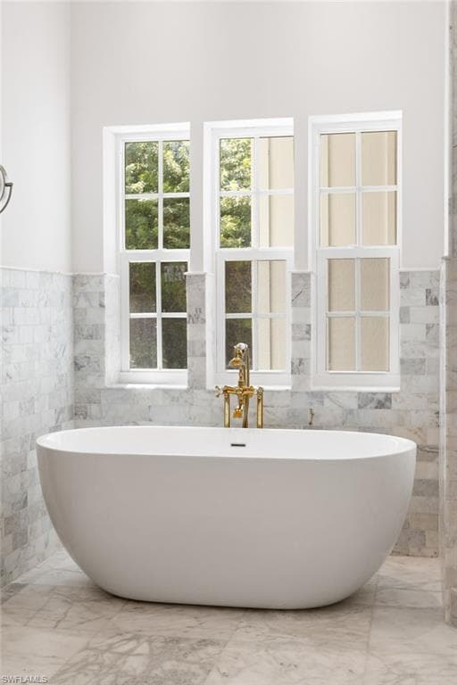 2348 Florida AVE, NAPLES FL 34112-14