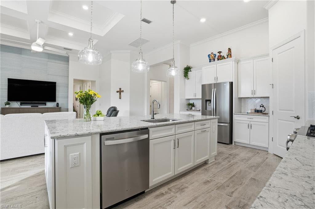 17210 Ashcomb WAY, ESTERO FL 33928-1