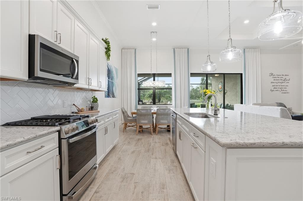 17210 Ashcomb WAY, ESTERO FL 33928-11