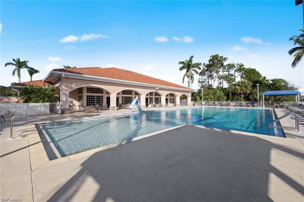 7730 Woodbrook CIR # 4204, NAPLES FL 34104-26