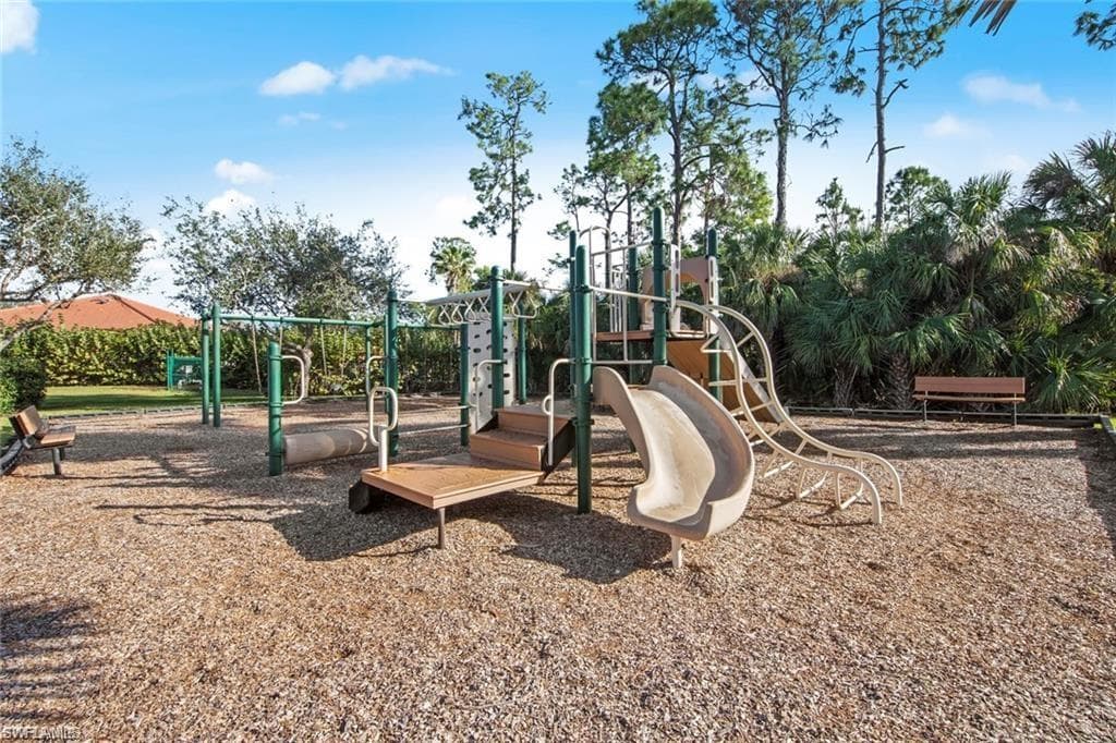 7730 Woodbrook CIR # 4204, NAPLES FL 34104-27