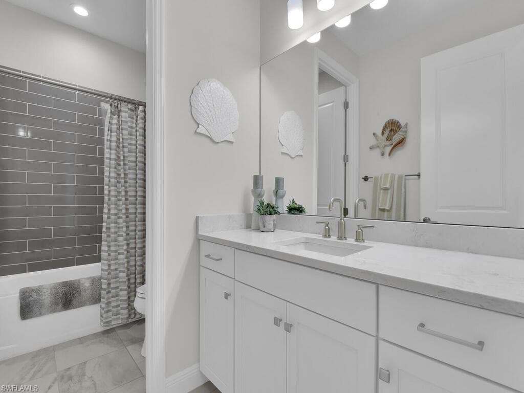 8791 Pigeon Key, FORT MYERS FL 33908-23