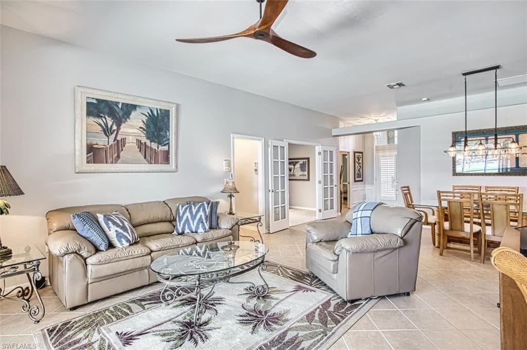 9329 Independence WAY, FORT MYERS FL 33913-13