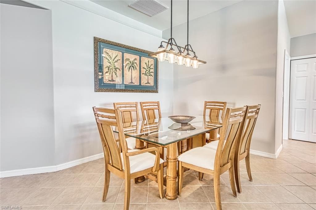 9329 Independence WAY, FORT MYERS FL 33913-10