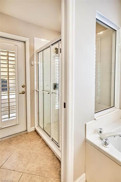 9329 Independence WAY, FORT MYERS FL 33913-28