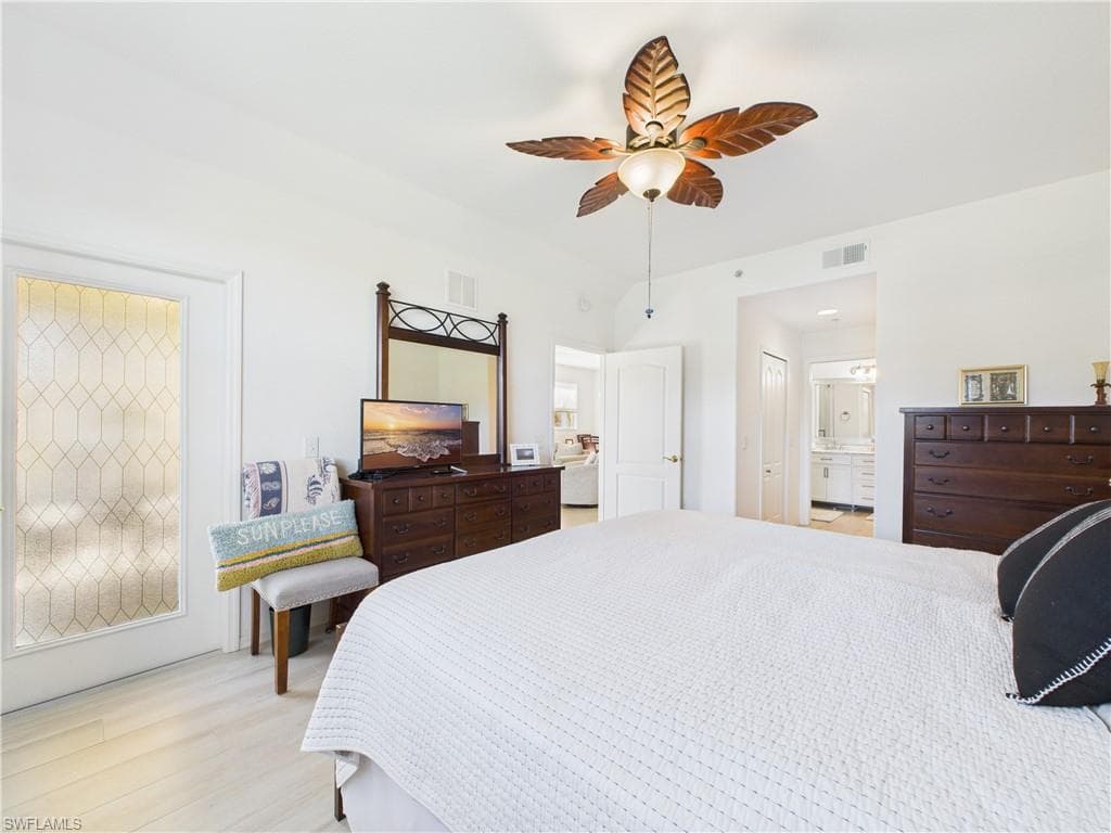 6828 Sterling Greens PL # 4206, NAPLES FL 34104-27