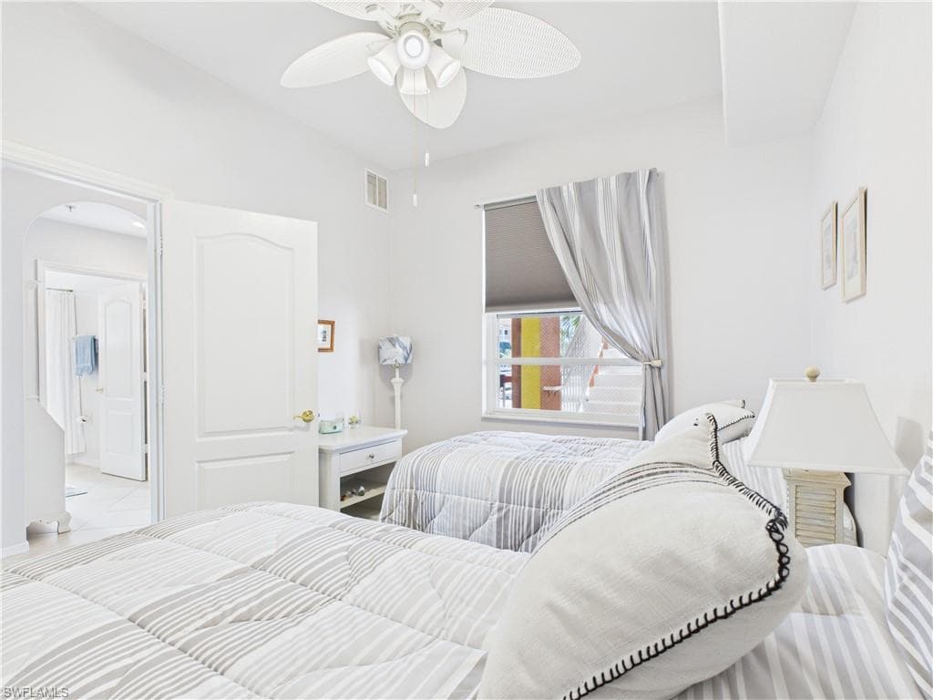 6828 Sterling Greens PL # 4206, NAPLES FL 34104-14