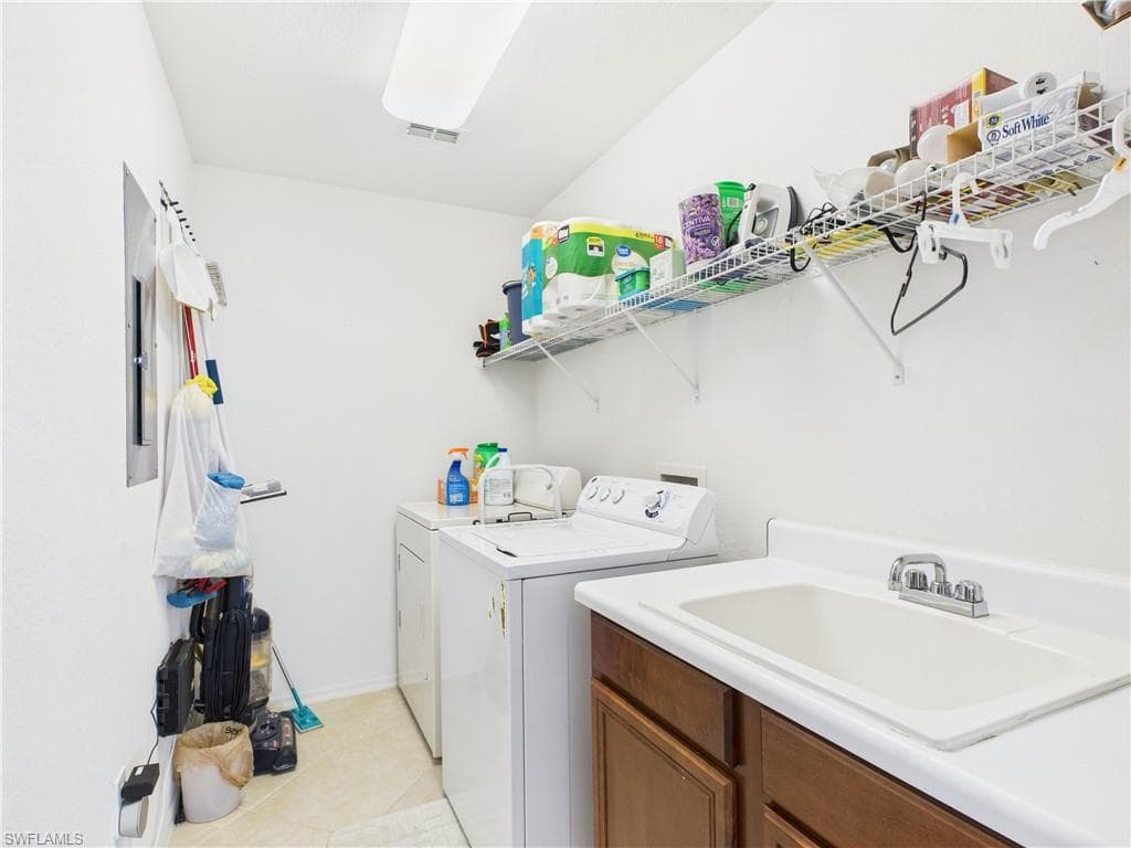 6828 Sterling Greens PL # 4206, NAPLES FL 34104-20