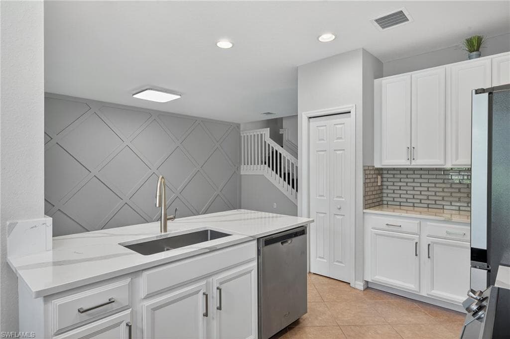 4018 Cherrybrook LOOP, FORT MYERS FL 33966-10