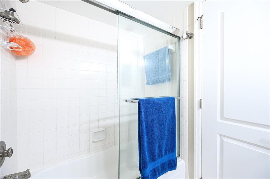 201 Quail Forest BLVD # 103, NAPLES FL 34105-16